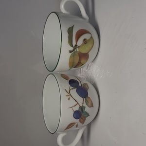 Royal worcester evesham vale coffeecup  set of 2 made in England